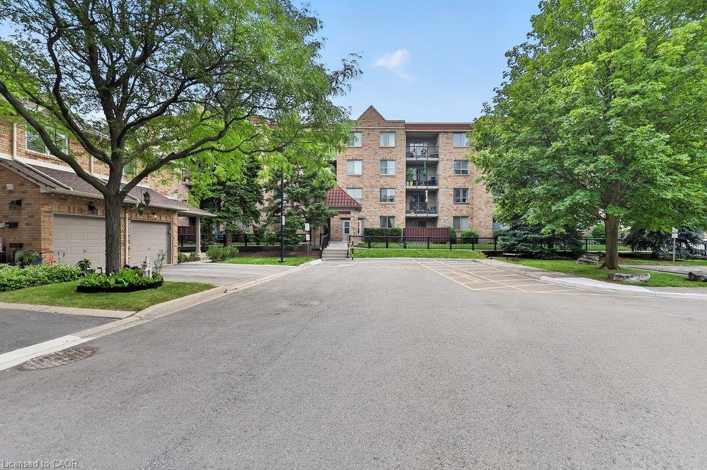 212-3499 Upper Middle Road, Burlington, ON, L7M 4M7