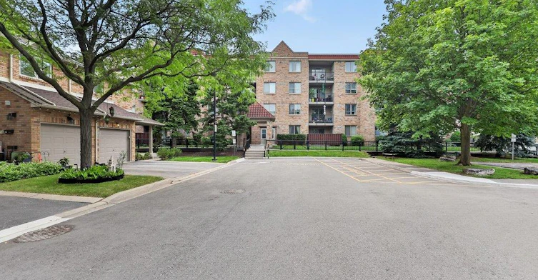 212-3499 Upper Middle Road, Burlington, ON, L7M 4M7