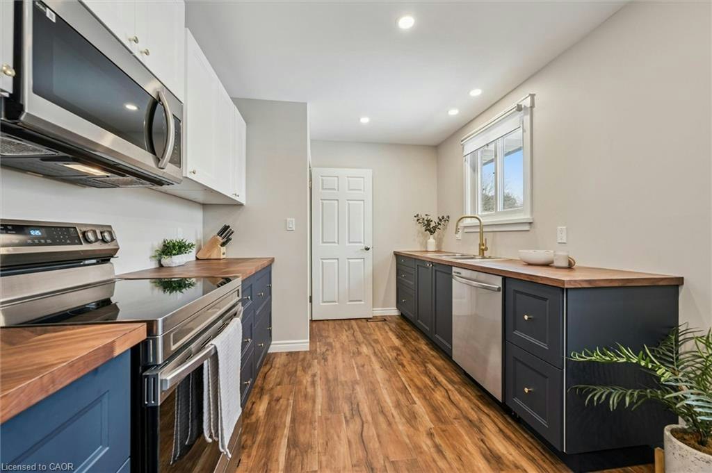 204 Irvine Street, Centre Wellington, ON, N0B 1S0 - 11