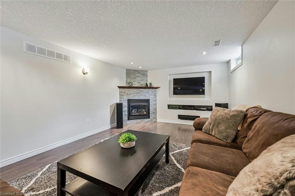 204 Irvine Street, Centre Wellington, ON, N0B 1S0 - 25