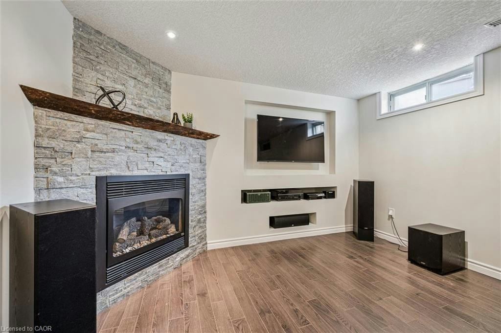 204 Irvine Street, Centre Wellington, ON, N0B 1S0 - 24