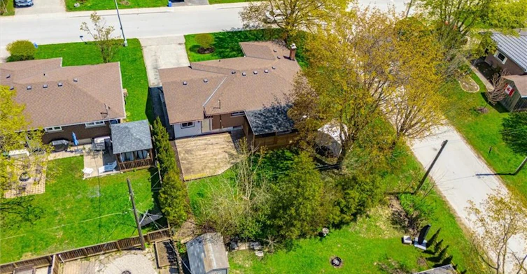 204 Irvine Street, Centre Wellington, ON, N0B 1S0 - 6