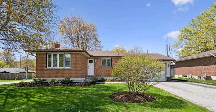204 Irvine Street, Centre Wellington, ON, N0B 1S0 - 3