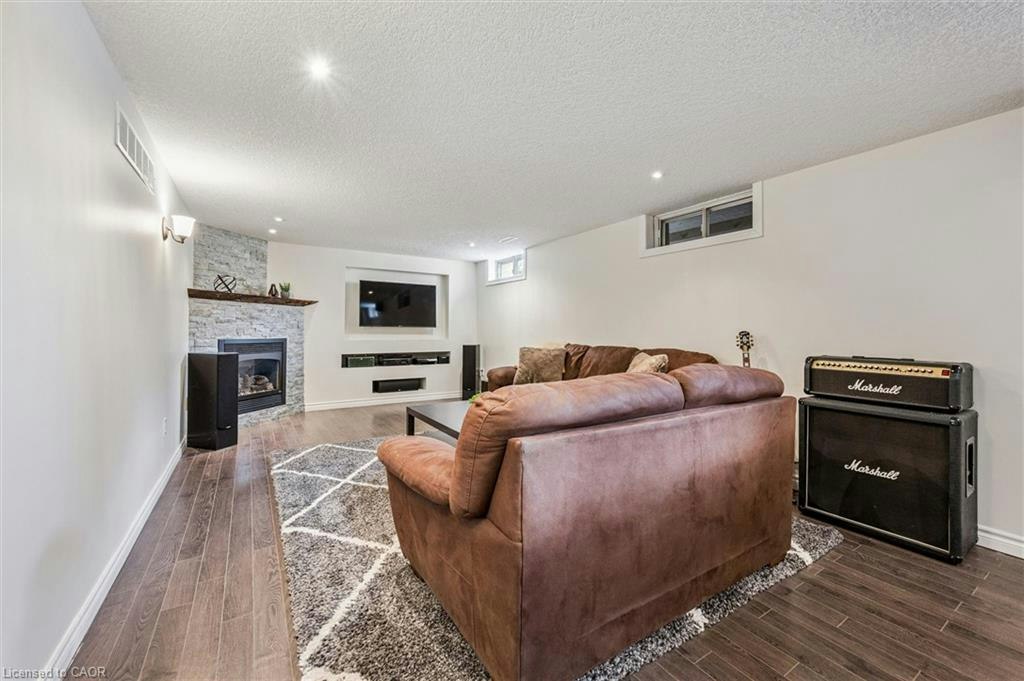 204 Irvine Street, Centre Wellington, ON, N0B 1S0 - 22