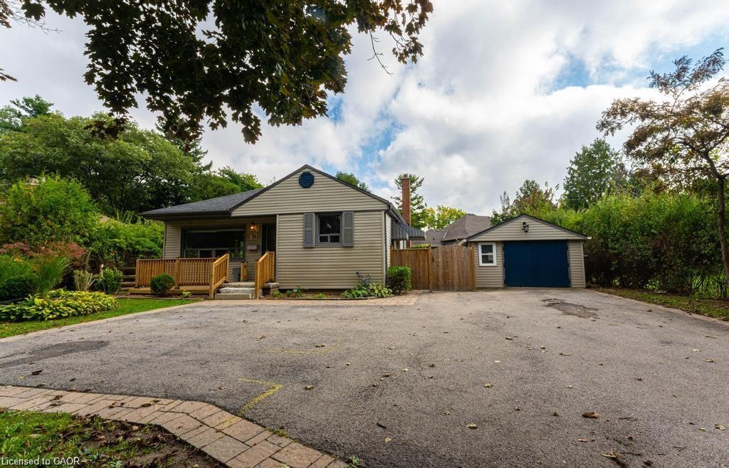 78 Wilson Street E, Hamilton, ON, L9G 2B5