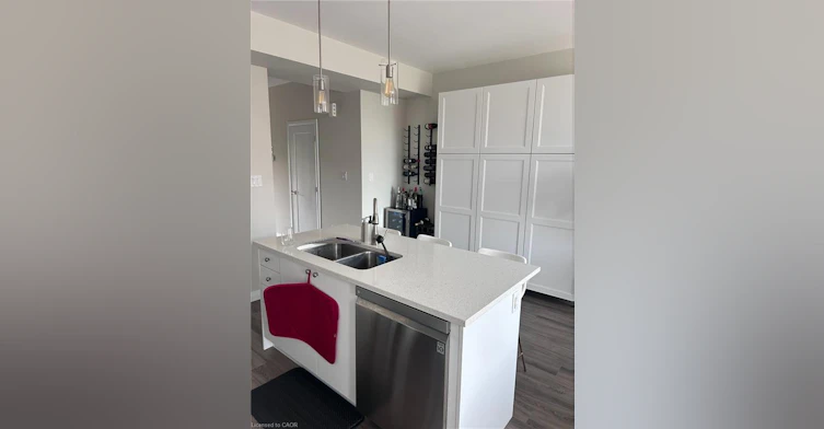 20-270 Melvin Avenue, Hamilton, ON, L8H 0B4 - 3