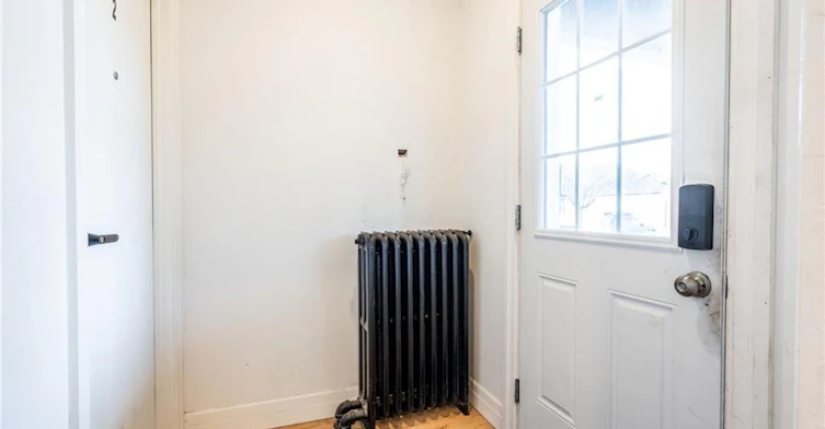 2 (Second Floor)-49 Gladstone Avenue, Hamilton, ON, L8M 2H7 - 2