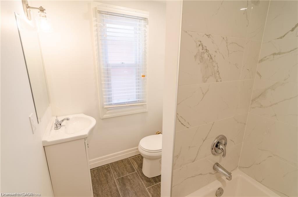 2 (Second Floor)-49 Gladstone Avenue, Hamilton, ON, L8M 2H7 - 15