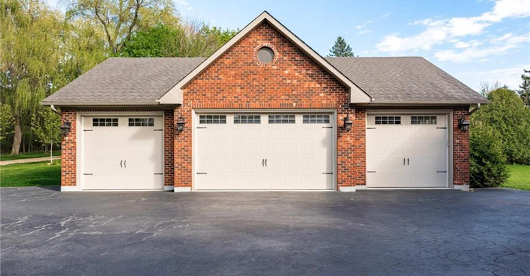 1670 Medad Springs Court, Burlington, ON, L8P 0B7 - 5