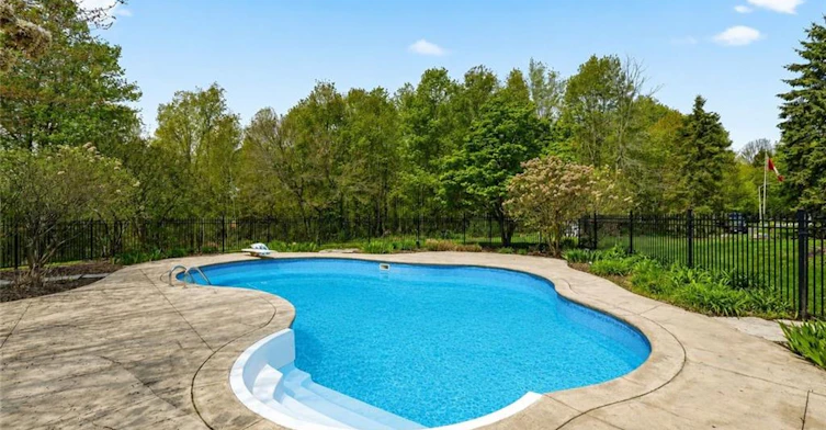 1670 Medad Springs Court, Burlington, ON, L8P 0B7 - 4