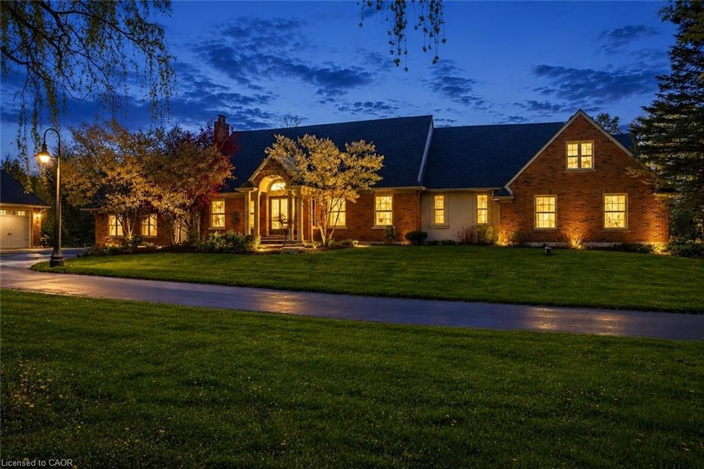 1670 Medad Springs Court, Burlington, ON, L8P 0B7