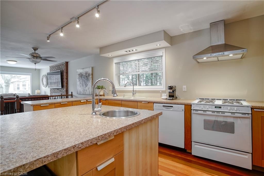 A-241 Guelph Avenue, Cambridge, ON, N3C 1A9 - 2