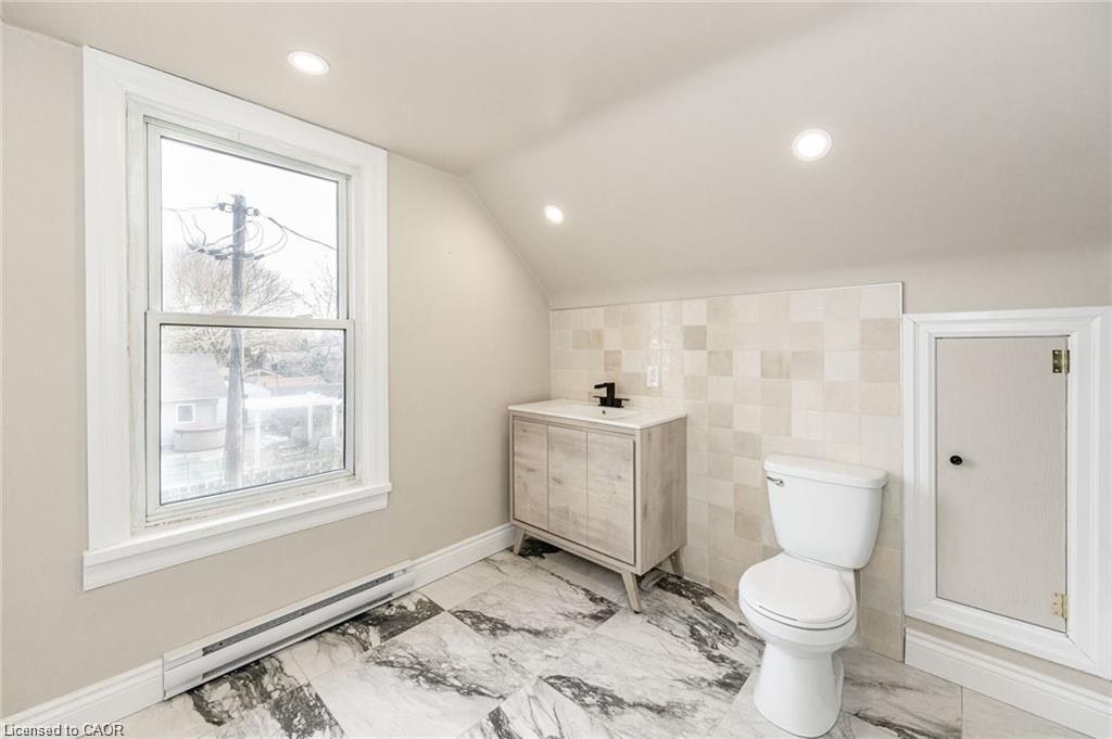 2-13 Hatton Drive, Hamilton, ON, L9G 2H5 - 6