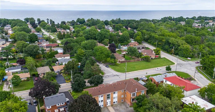 3E-3-5 Olive Street, Grimsby, ON, L3M 2B4 - 17