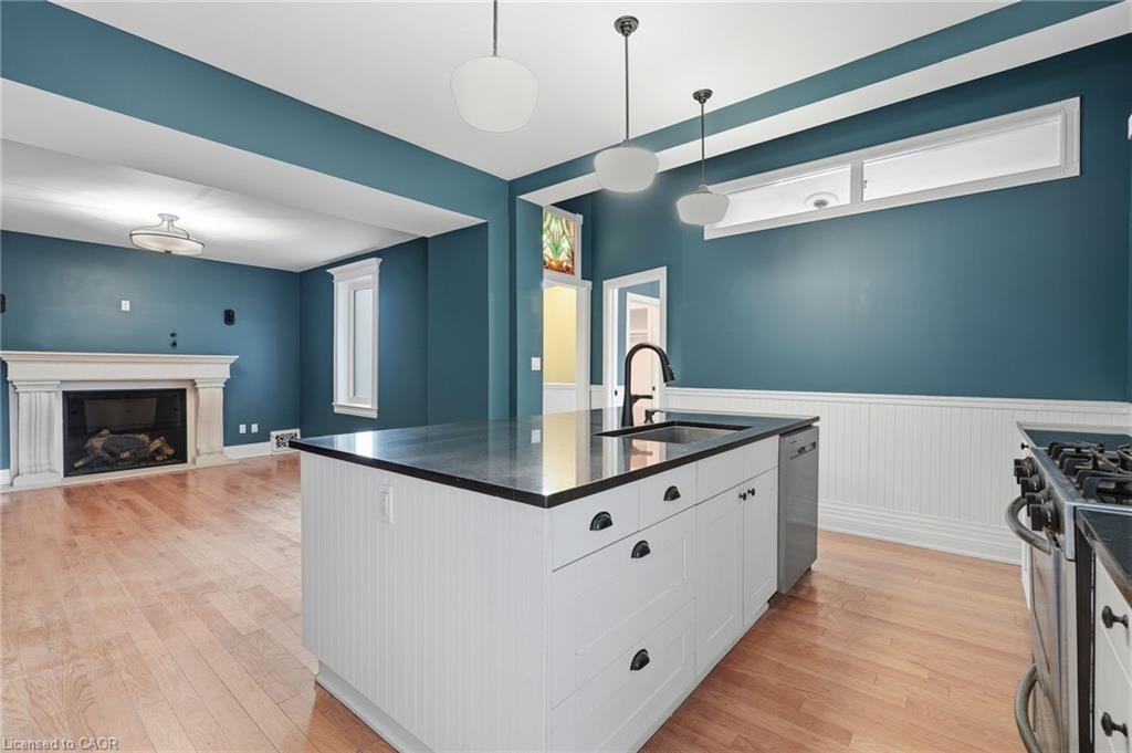 MAIN-359 Herkimer Street, Hamilton, ON, L8P 2J2 - 11