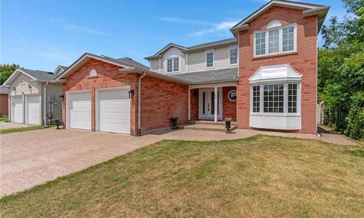 62 Glenvalley Drive