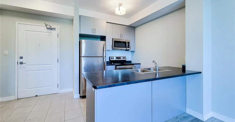 424-125 Shoreview Place, Hamilton, ON, L8E 6G4 - 2