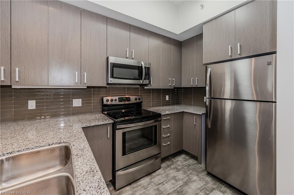 H201-62 Balsam Street, Waterloo, ON, N2L 3H2 - 4