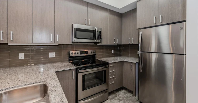H201-62 Balsam Street, Waterloo, ON, N2L 3H2 - 4