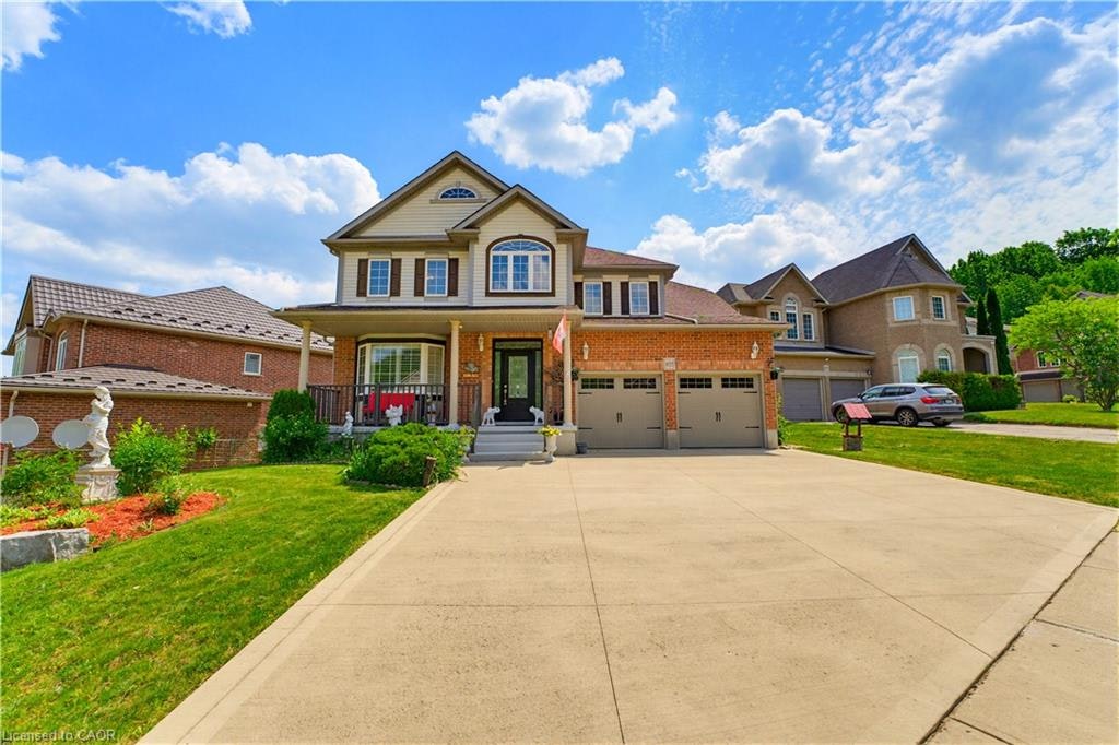 805 Munich Circle, Waterloo, ON, N2V 2N5