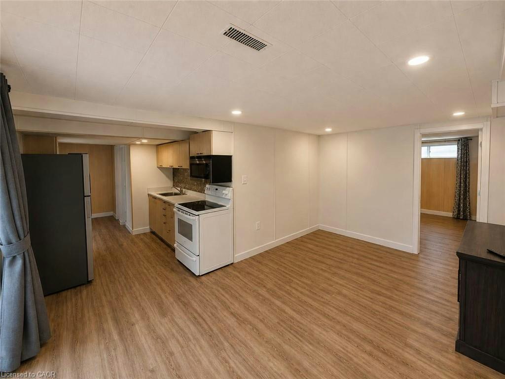 Basement-2351 Woking Crescent, Mississauga, ON, L5K 1Z5 - 4