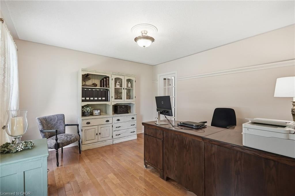 1 Meander Close, Hamilton, ON, L0R 1H1 - 8