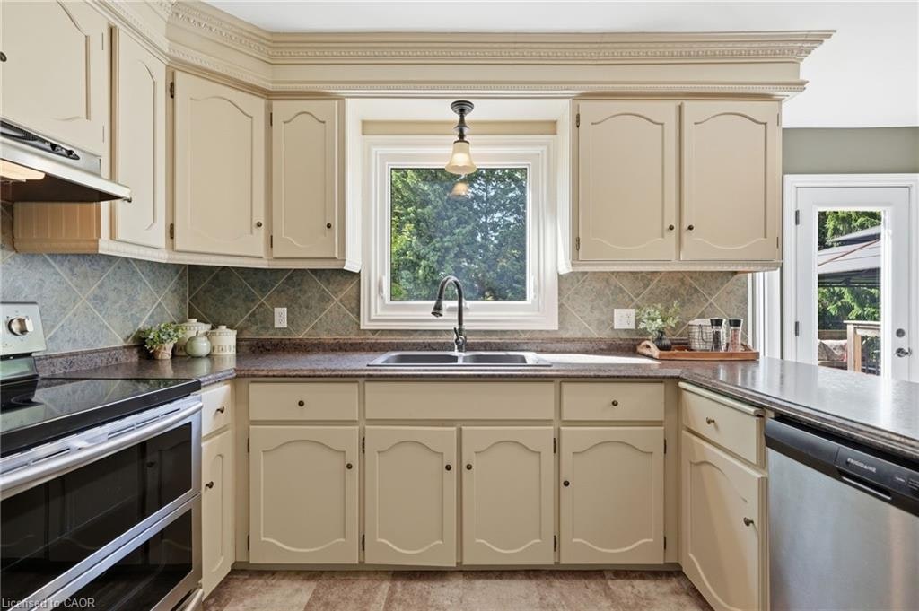 1 Meander Close, Hamilton, ON, L0R 1H1 - 22