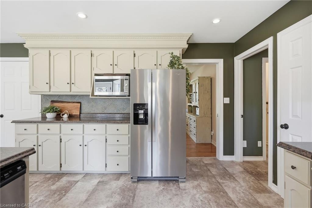 1 Meander Close, Hamilton, ON, L0R 1H1 - 24
