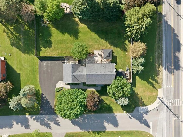 1 Meander Close, Hamilton, ON, L0R 1H1 - 47