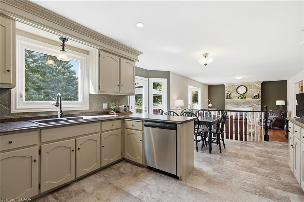 1 Meander Close, Hamilton, ON, L0R 1H1 - 23