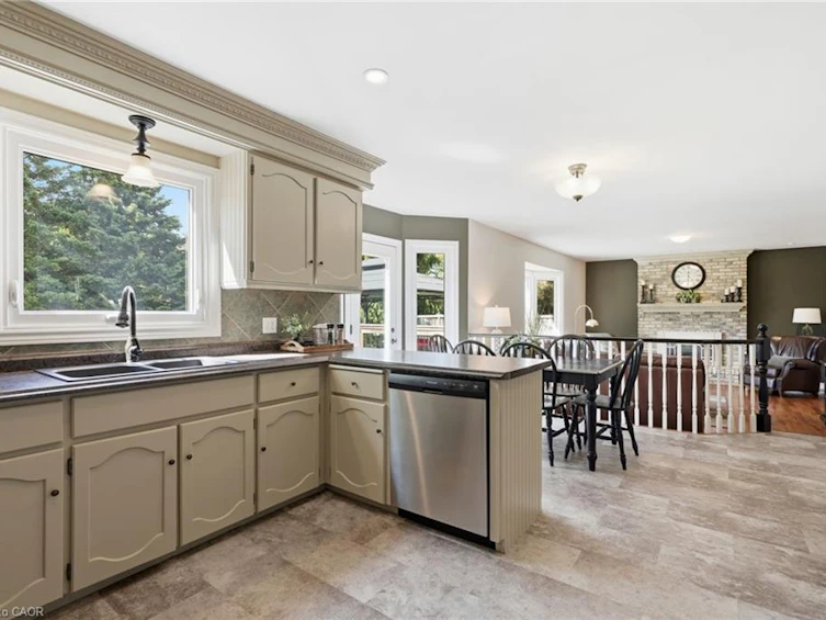 1 Meander Close, Hamilton, ON, L0R 1H1 - 23