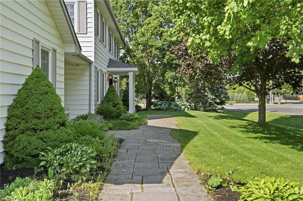 1 Meander Close, Hamilton, ON, L0R 1H1 - 4