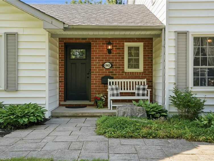 1 Meander Close, Hamilton, ON, L0R 1H1 - 5
