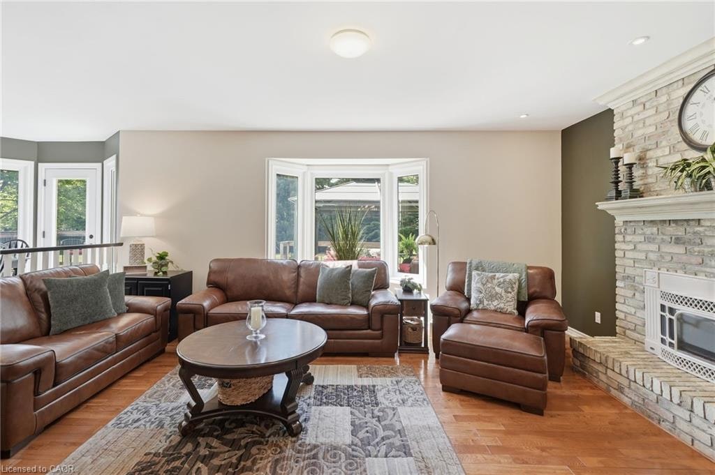 1 Meander Close, Hamilton, ON, L0R 1H1 - 16