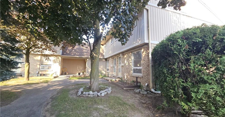20-487 Elgin Street N, Cambridge, ON, N1R 6V4