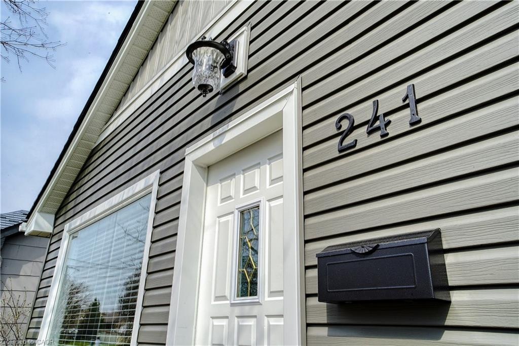 B-241 Guelph Avenue, Cambridge, ON, N3C 1A9
