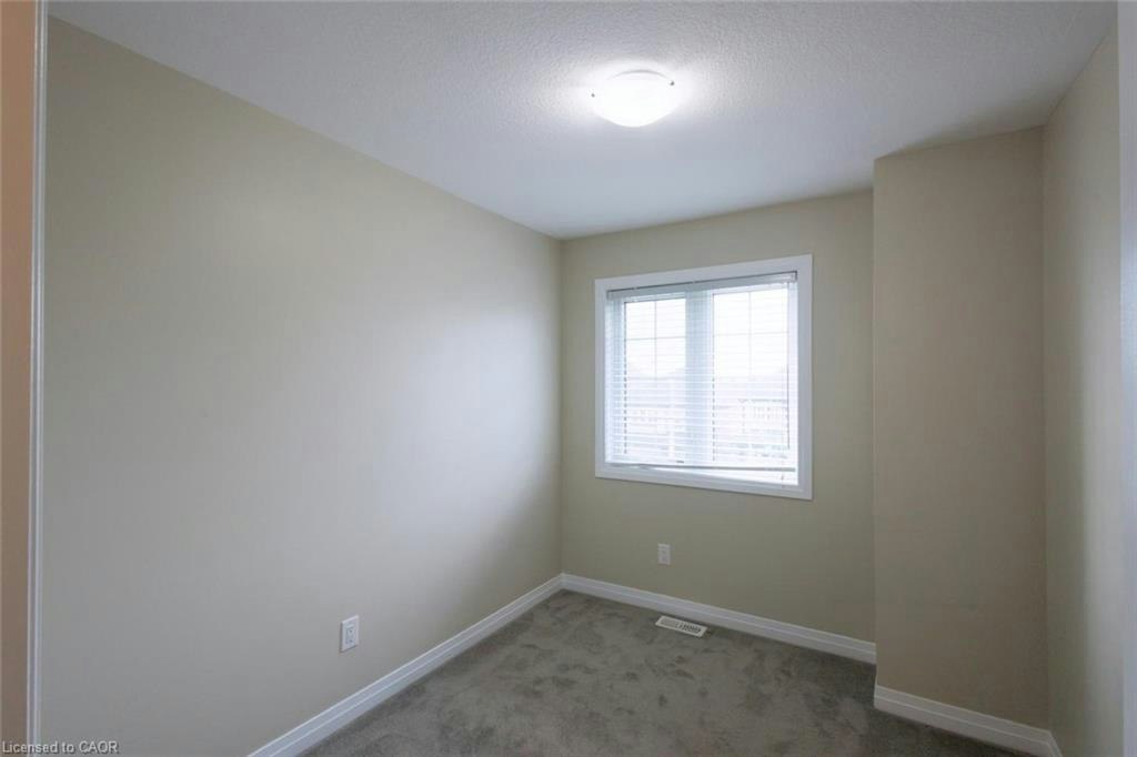 27 Sportsman Hill Street, Kitchener, ON, N2P 0J2 - 27