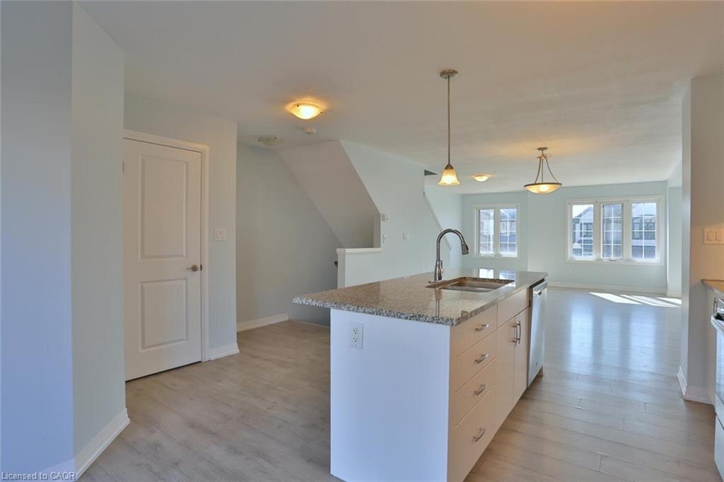27 Sportsman Hill Street, Kitchener, ON, N2P 0J2 - 10