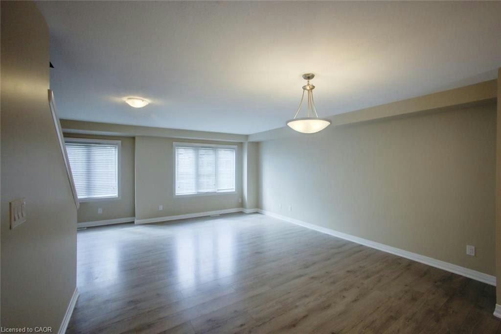 27 Sportsman Hill Street, Kitchener, ON, N2P 0J2 - 5