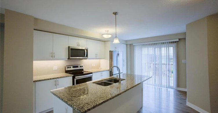27 Sportsman Hill Street, Kitchener, ON, N2P 0J2 - 12