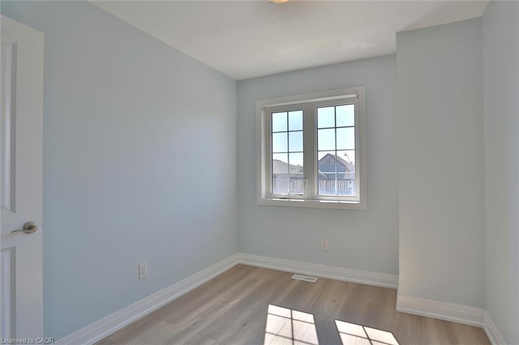27 Sportsman Hill Street, Kitchener, ON, N2P 0J2 - 25