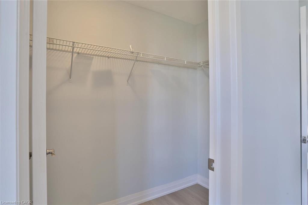 27 Sportsman Hill Street, Kitchener, ON, N2P 0J2 - 35