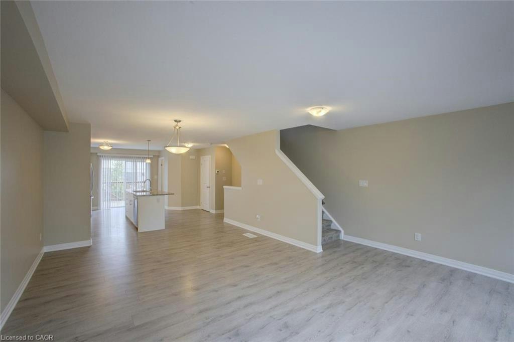 27 Sportsman Hill Street, Kitchener, ON, N2P 0J2 - 8