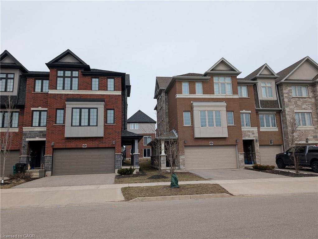 31 Sportsman Hill Street, Kitchener, ON, N2P 0J2