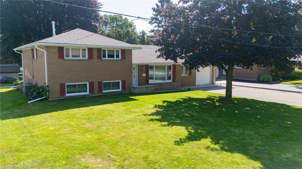 12 Glendale Crescent, Norfolk County, ON, N3Y 4M2