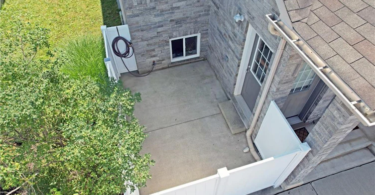 14A-240 Westmeadow Drive, Kitchener, ON, N2N 0A1 - 2