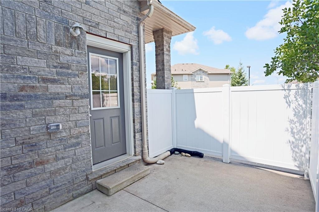 14A-240 Westmeadow Drive, Kitchener, ON, N2N 0A1 - 14