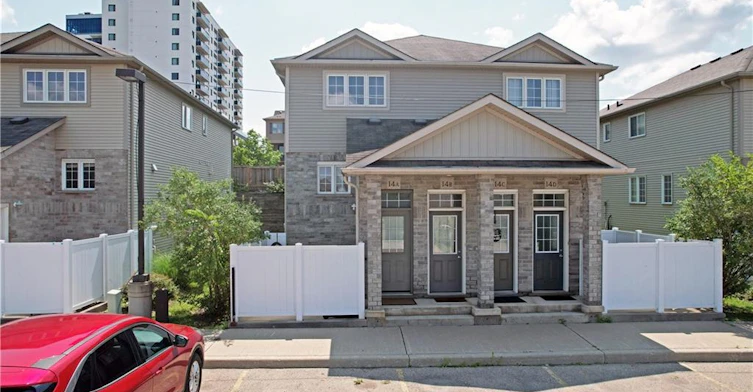 14A-240 Westmeadow Drive, Kitchener, ON, N2N 0A1