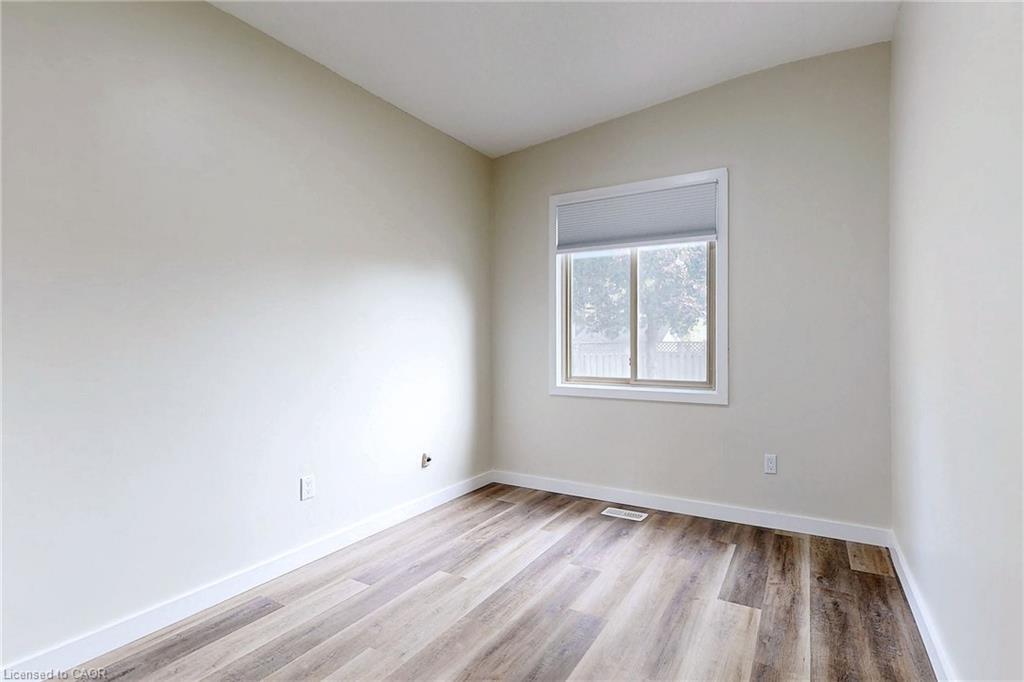 UPPER-65 Fielding Crescent, Hamilton, ON, L8V 2P3 - 15