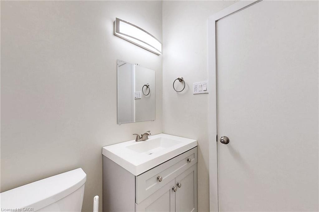 UPPER-65 Fielding Crescent, Hamilton, ON, L8V 2P3 - 17